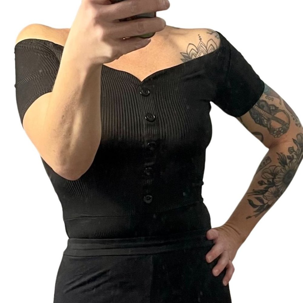 SJL Apparel Black Ribbed Bodysuit Sz. L